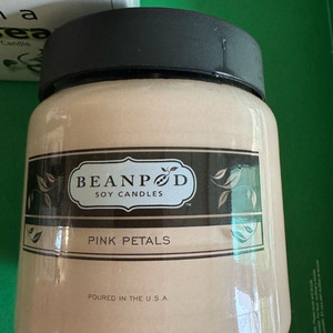 빈포드 핑크 페탈 소이 캔들 새상품이에요은은한 핑크 페