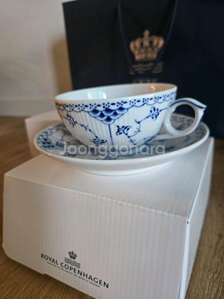 (새상품)로얄코펜하겐 블루 하프 레이스 티잔 2세트--7
