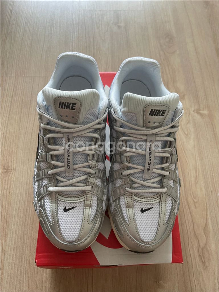 나이키 P-6000 화이트 메탈릭 실버--2