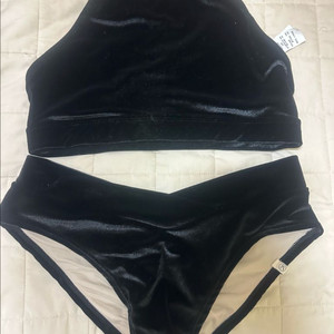 비메이드 폴웨어