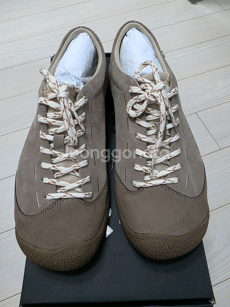 킨치 MANO-320 TAUPE 260 사이즈--0