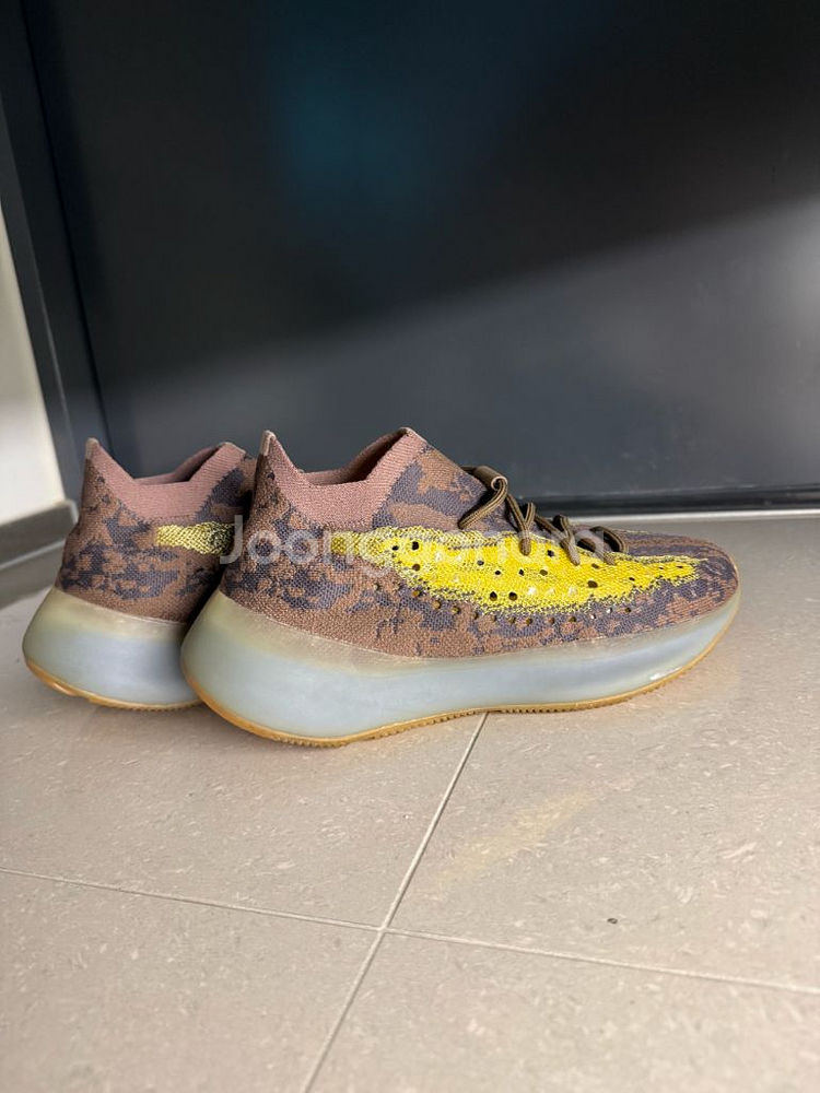 아디다스 이지부스트380 280사이즈--1