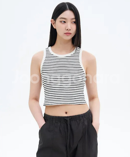 에잇세컨즈/ 세미 크롭 탱크탑 아이보리 / 여 M66---0