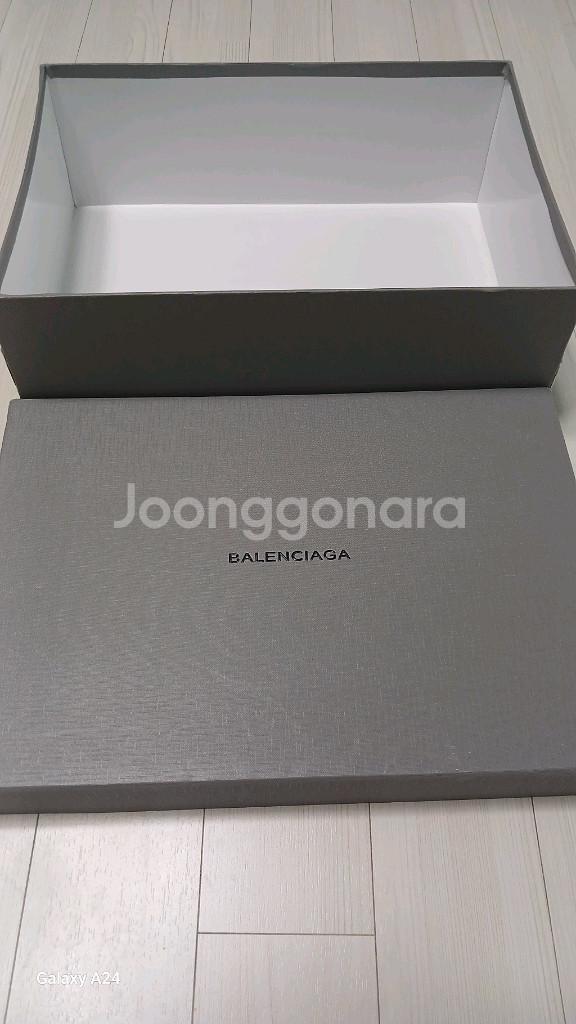 BALENCIAGA 발렌시아 대형박스(사이즈 사진참조)--4
