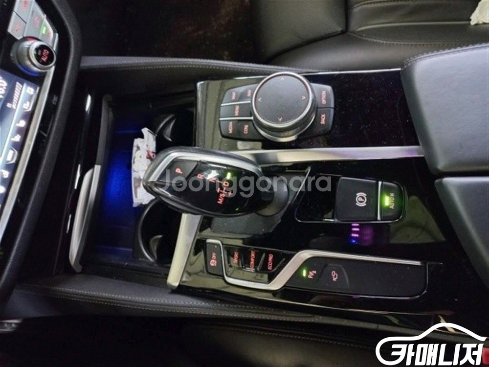 [BMW]5시리즈 (G30) 520d M 스포츠 플러스--7