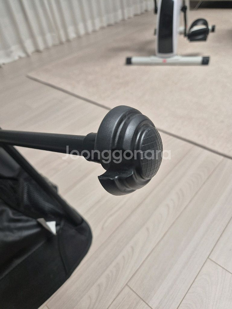 (한번사용)몬테나 cvt2 s 각도조절 경량체어 블랙--1