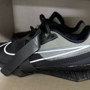 나이키 로말레오4 275