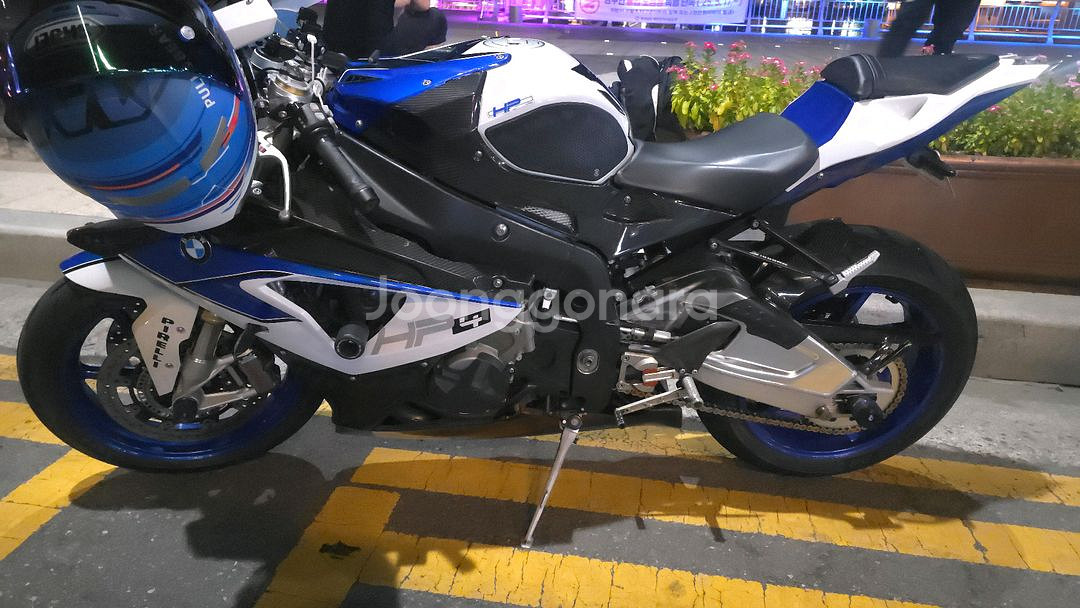 BMW S1000RR HP4 컴피티션--1