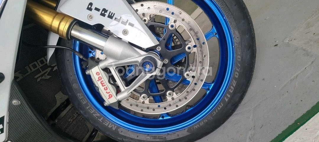 BMW S1000RR HP4 컴피티션--6