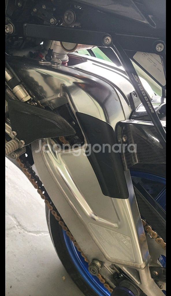 BMW S1000RR HP4 컴피티션--7
