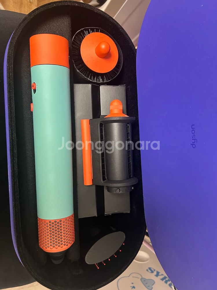 다이슨 에어랩 i.d. 멀티 스타일러 드라이기--4