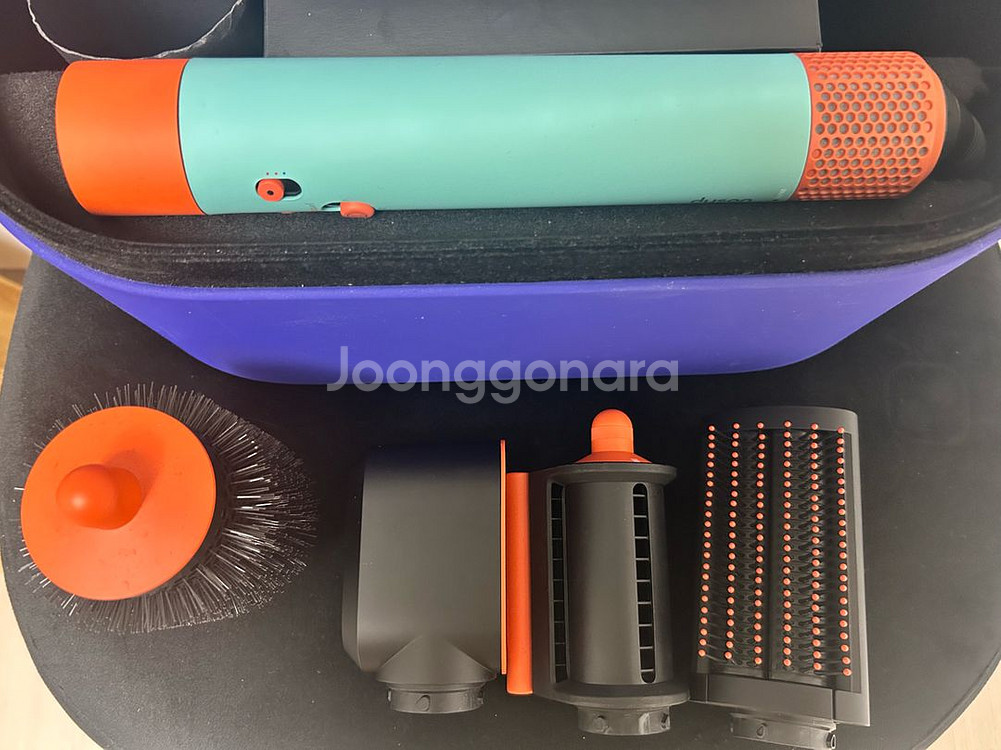 다이슨 에어랩 i.d. 멀티 스타일러 드라이기--3