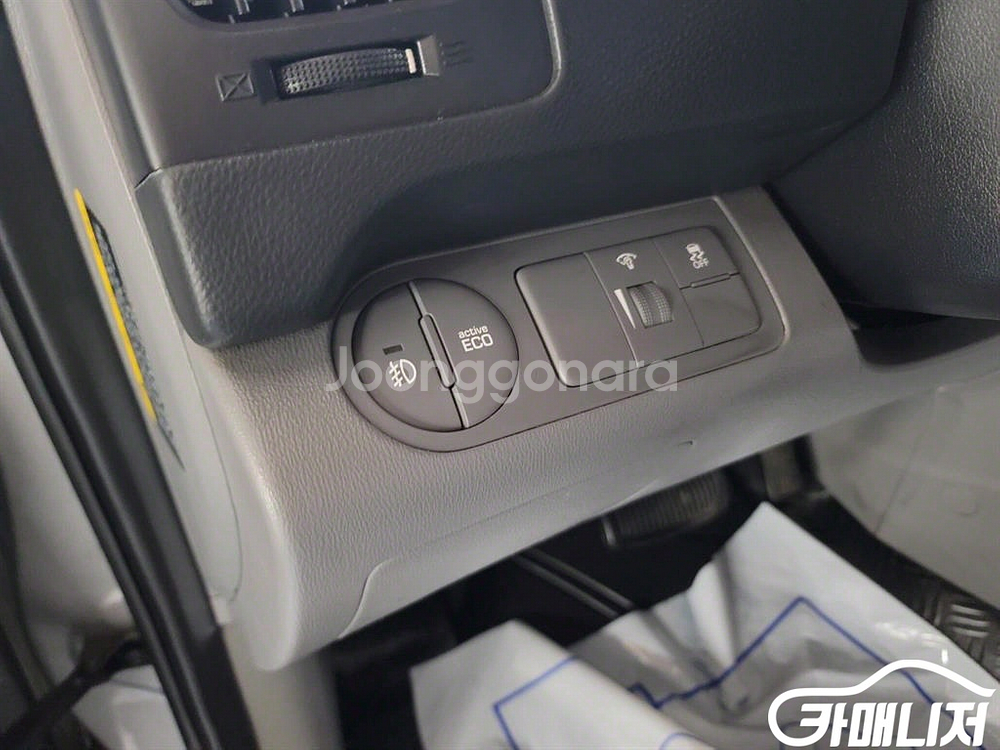 [현대]더 뉴 그랜드 스타렉스 2WD 밴 3인승 스마트--9