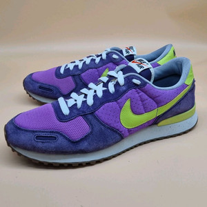 나이키 에어 볼텍스 남성운동화 300