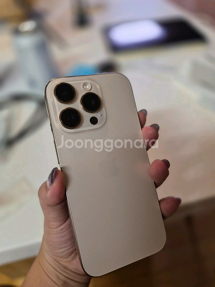 아이폰 16프로 1TB 데저트 색상--13