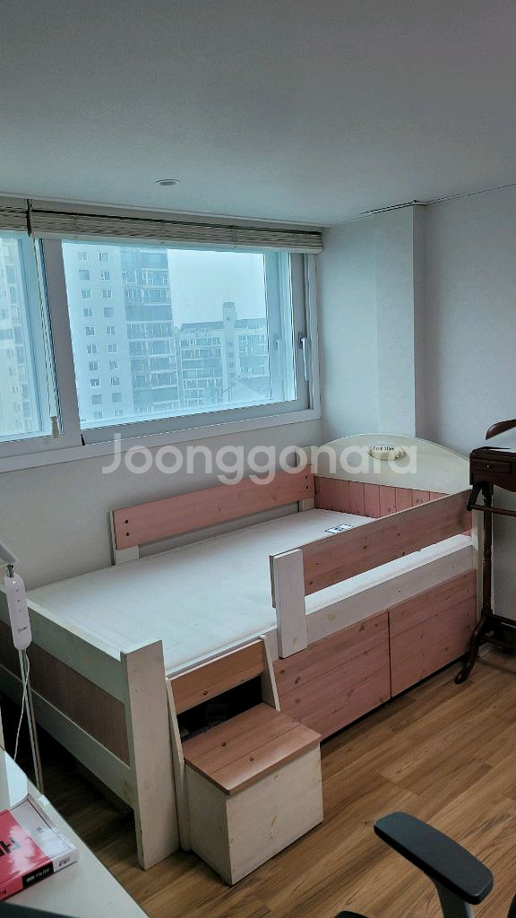 이솝스토리 엉클톰 주니어 원목 친환경 침대--6