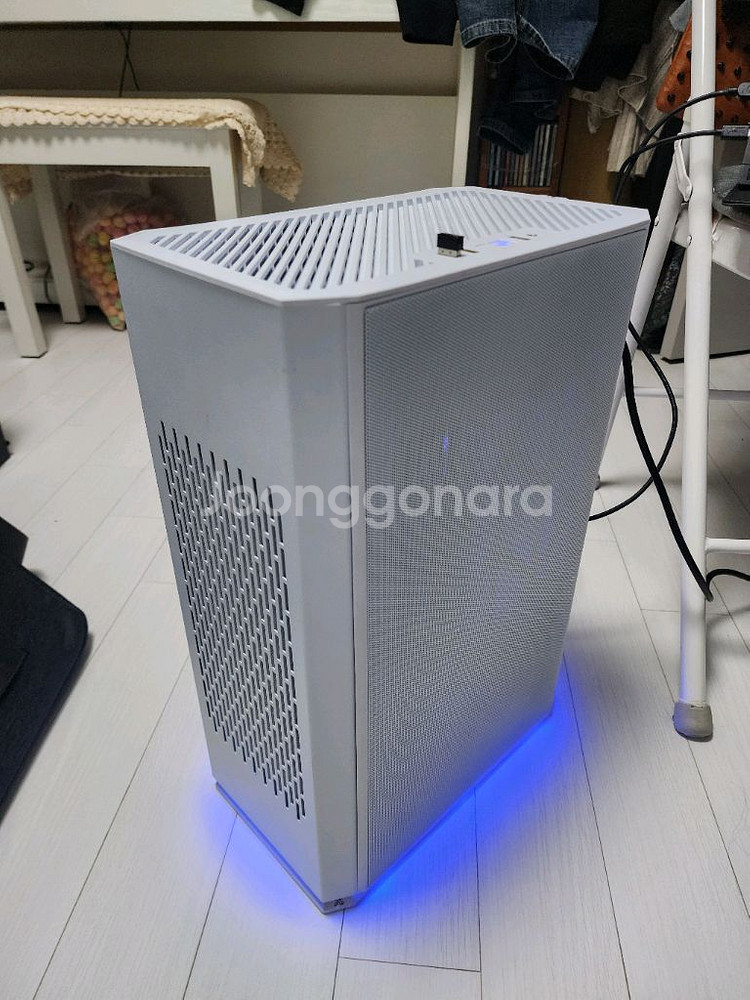 AMD Ryzen 5700x itx본체--0