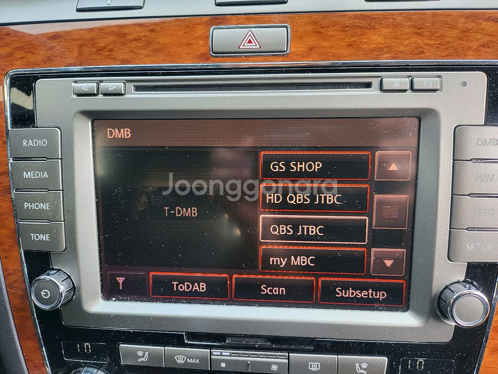 폭스바겐 뉴페이톤 AVN 오디오 헤드유닛--6