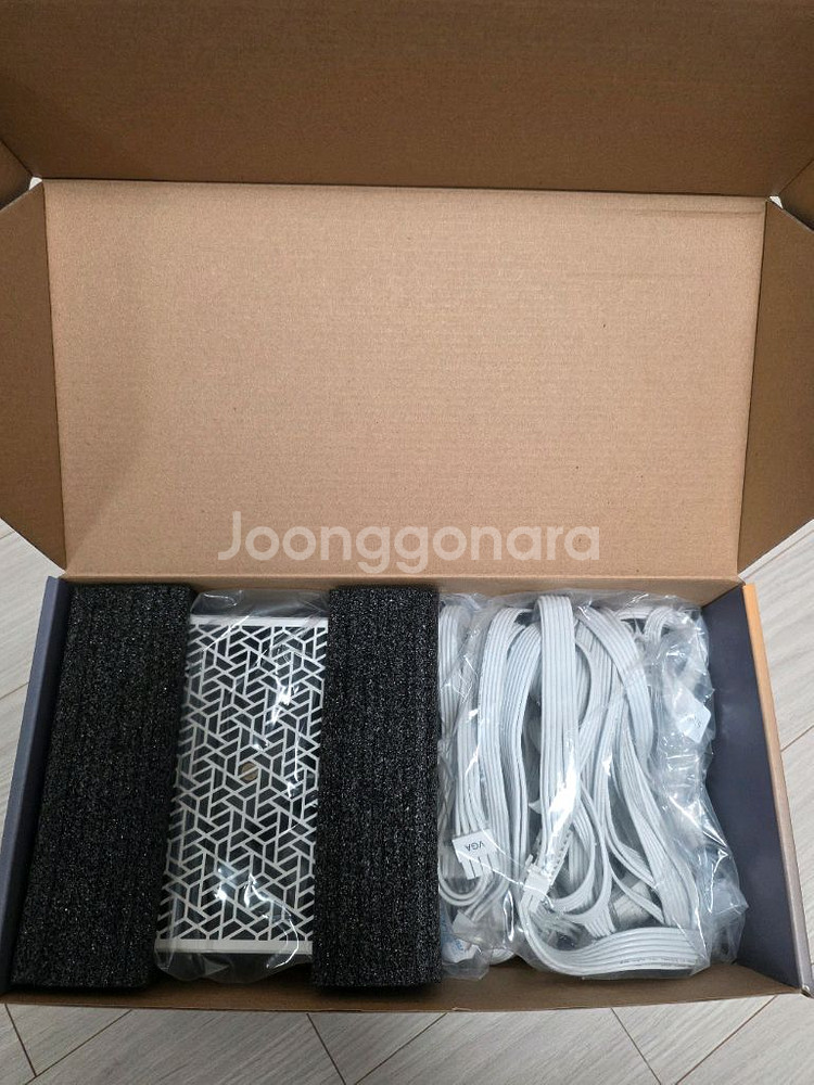 슈퍼플라워 Leadex VII 1300W GOLD화이트--1