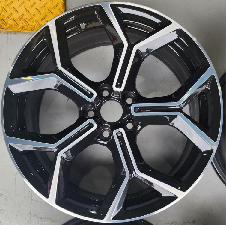 BMW 정품 x3 G01 19인치 휠, x4 19인치 휠 이미지