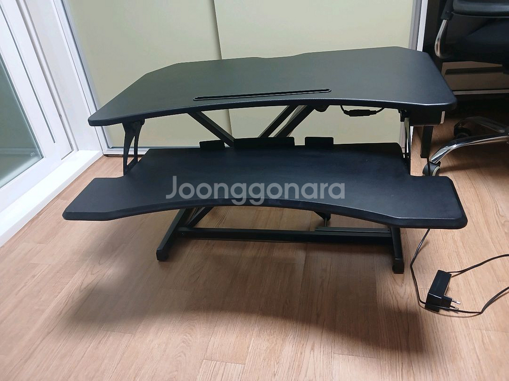 서서 일하는 책상 스탠딩 모션 데스크(전동 높이 조절--1