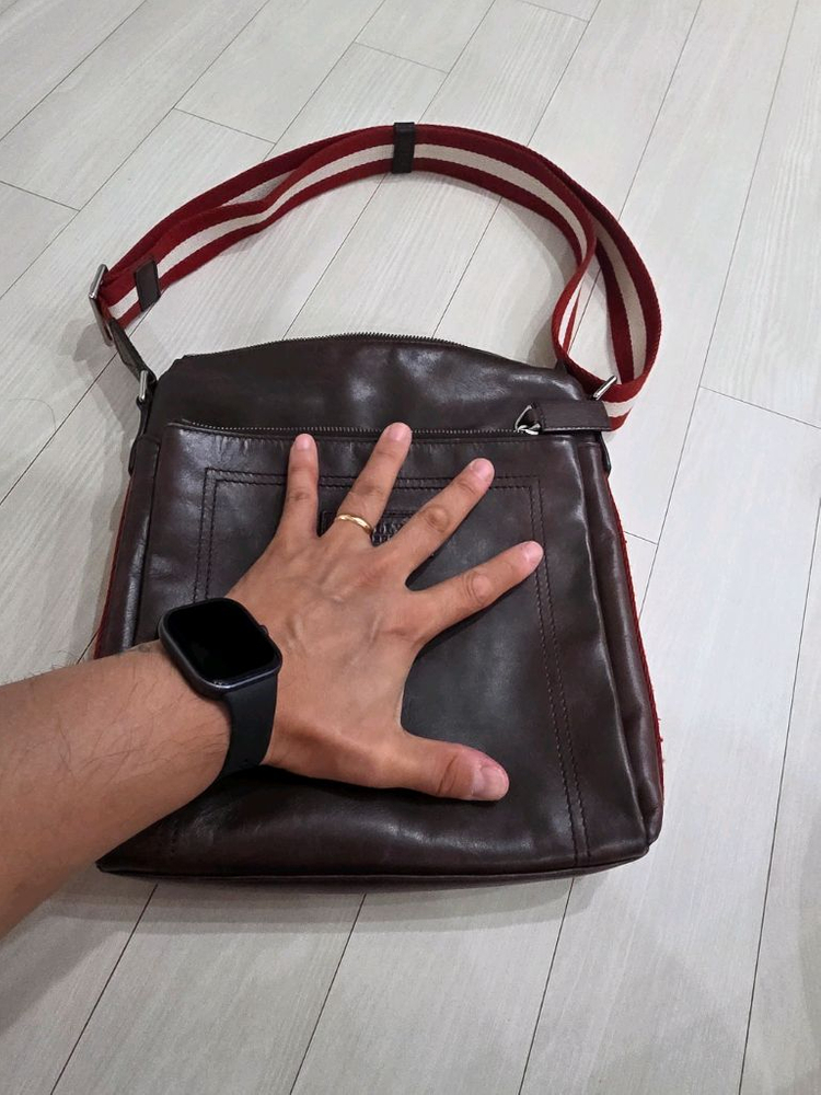 발리 가죽 남성 크로스백--4