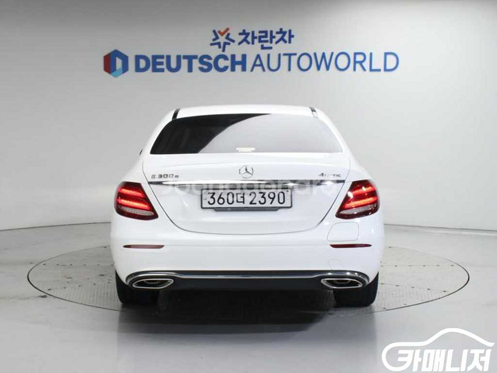 [벤츠]E-클래스 W213 E300e 4MATIC 익스--3