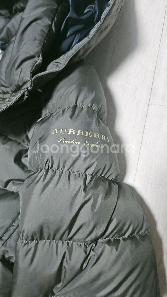 정품 버버리 브릿 패딩 코트 프라다 구찌 점퍼 몽클레어--3