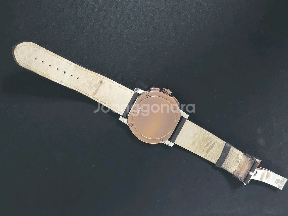 구찌 YA101202 남성용시계 44mm--4