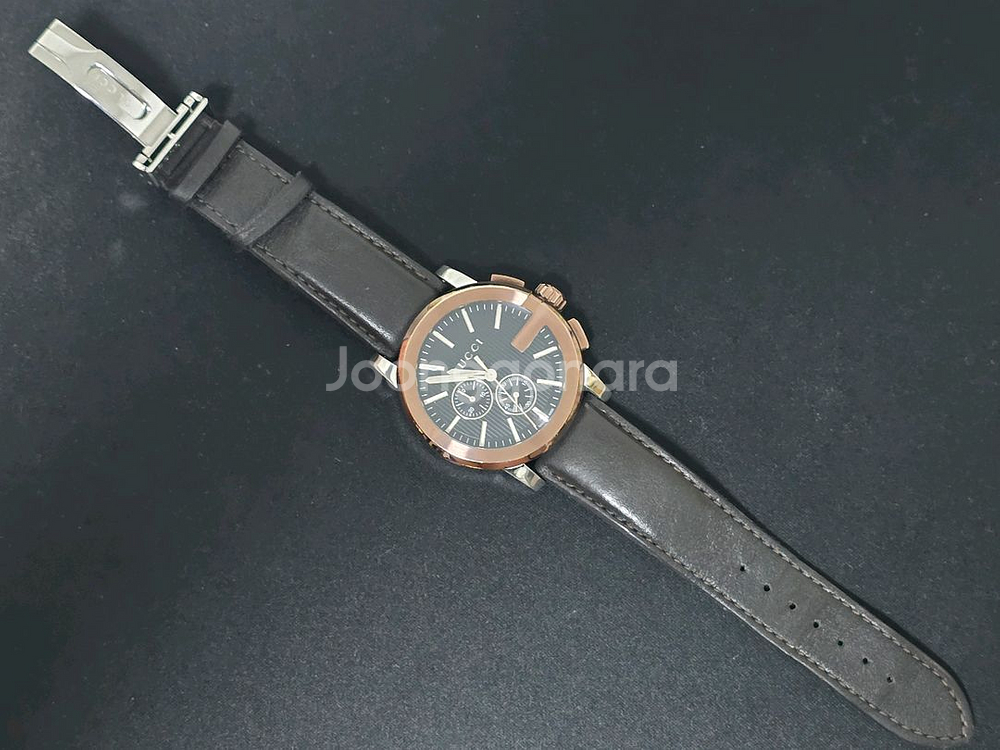 구찌 YA101202 남성용시계 44mm--3