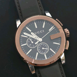 구찌 YA101202 남성용시계 44mm