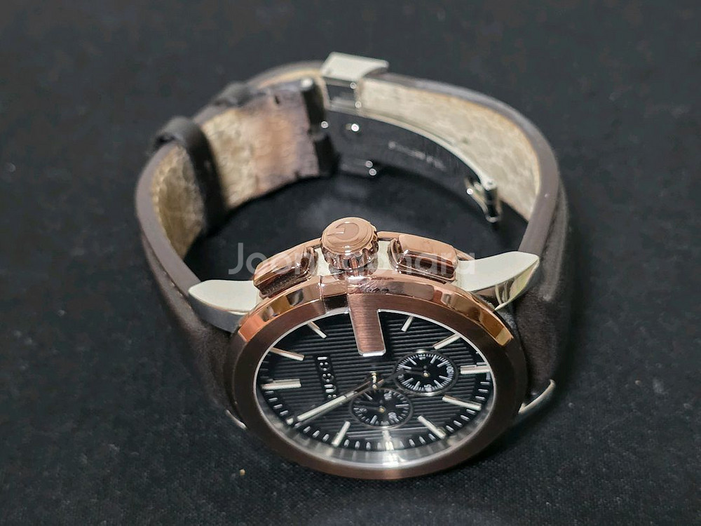 구찌 YA101202 남성용시계 44mm--6