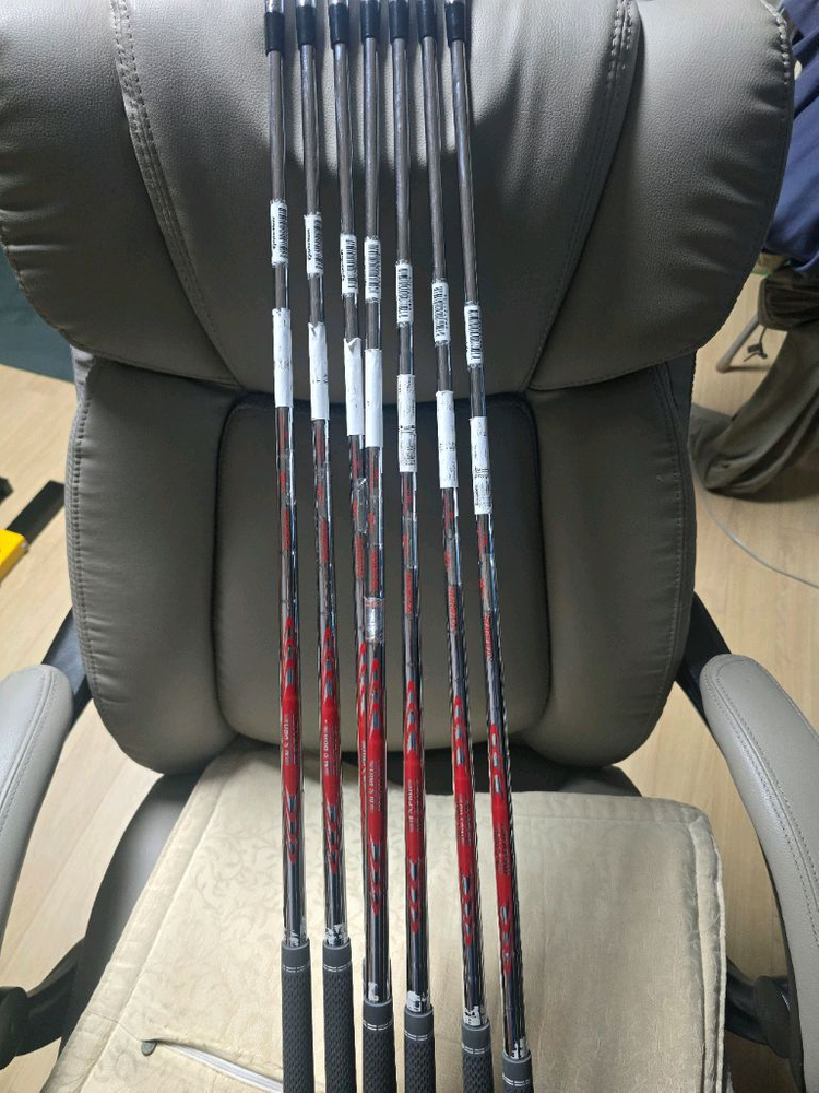 P790 아이언 4~P + 모듀스 105s 이미지