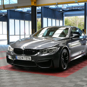 BMW M4 사일런스 에디션