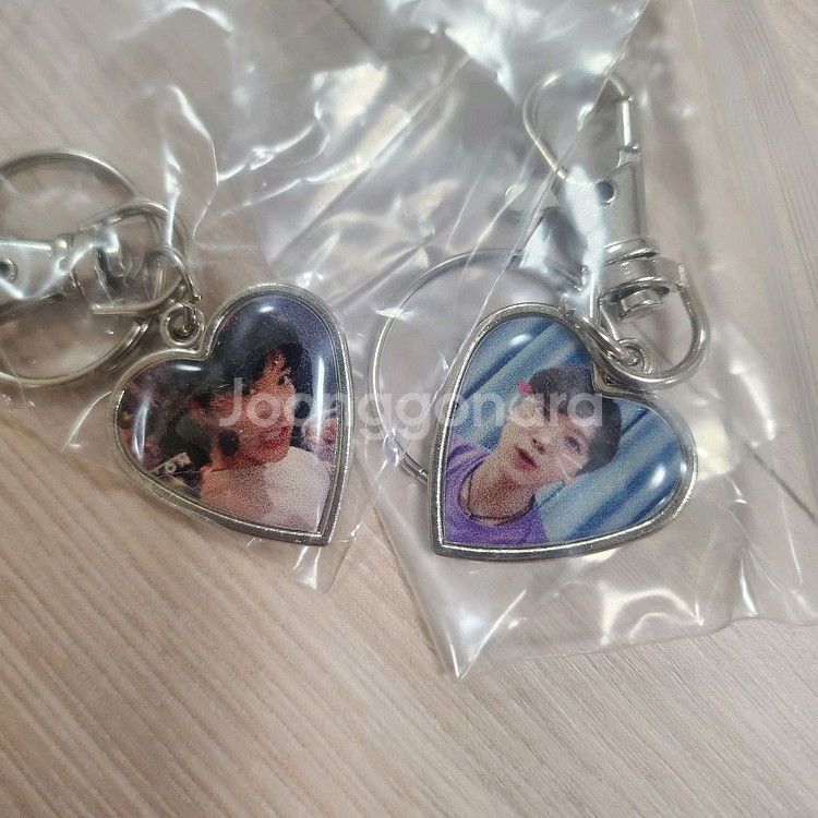 엔시티 웨이션브이 웨이브이 텐 키링 2개--1