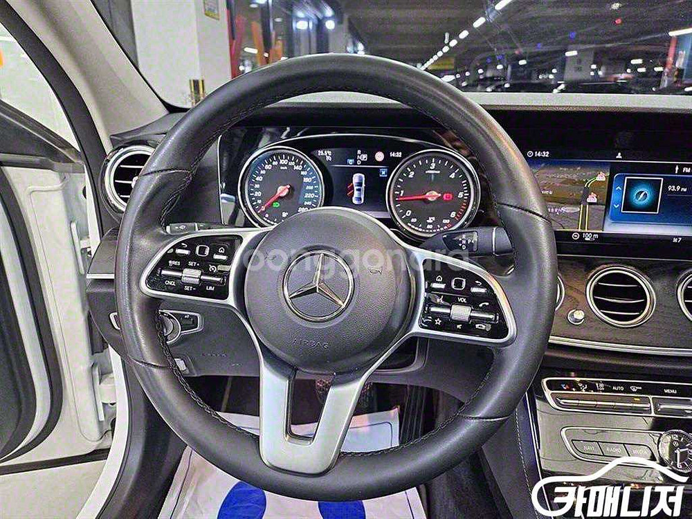 [벤츠]E-클래스 W213 E220d 아방가르드 #앱특--8