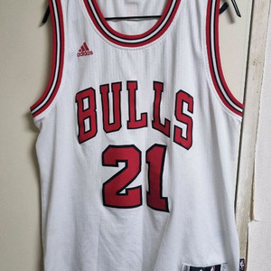 아디다스 시카고불스 유니폼 m