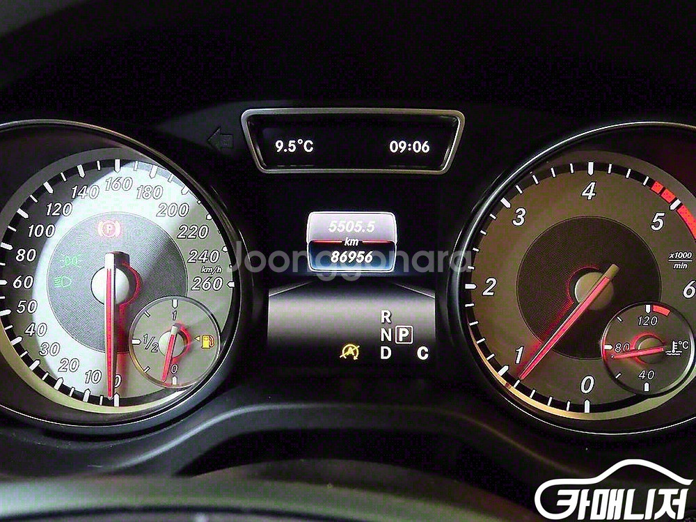 [벤츠]GLA클래스 X156 GLA200 D 4MATI--8