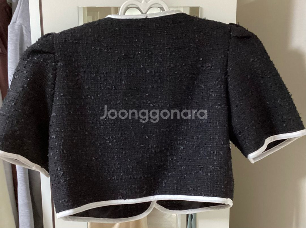 블랙 트위드 반팔 자켓 새상품--1