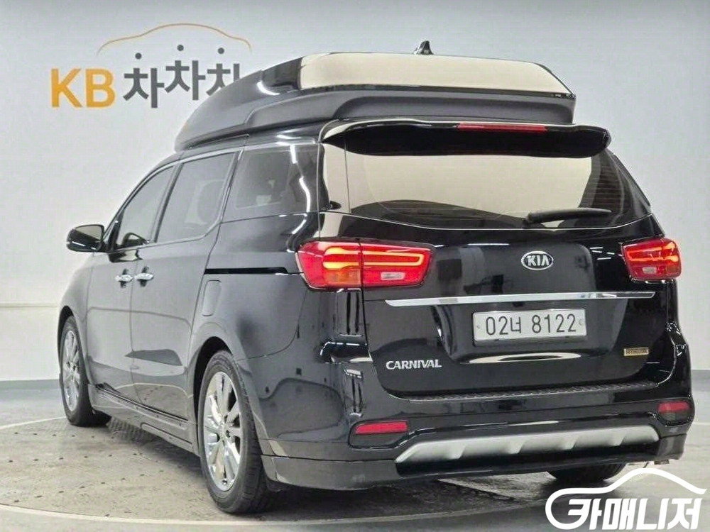 [기아]더 뉴 카니발 가솔린 7인승 하이리무진 프레지던 이미지