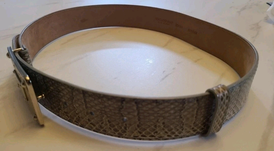 돌체엔가바나 여성벨트 팝니다.--1