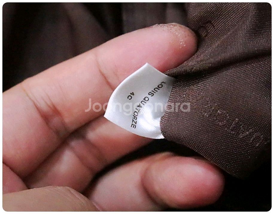 루이까또즈 로고 패턴 쟈가드 숄더백--8