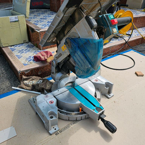 마끼다 12인치 톱다이