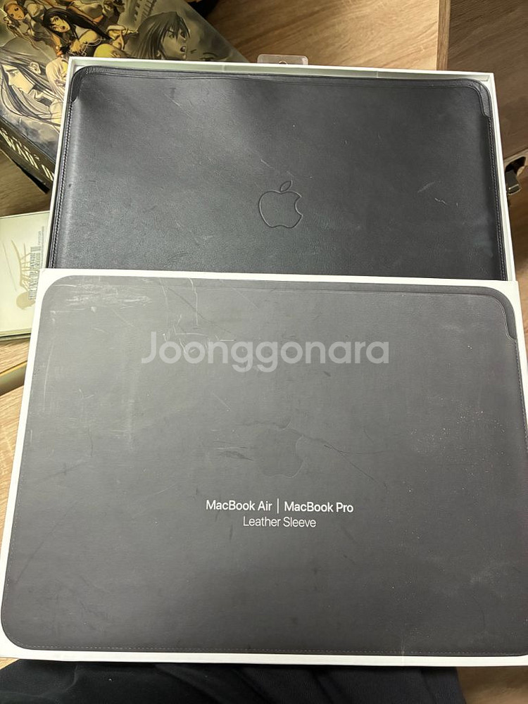 애플 정품 가죽 슬리브 맥북 13인치용 팔아요--0