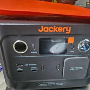 잭커리JACKERY 300Plus 파워뱅크