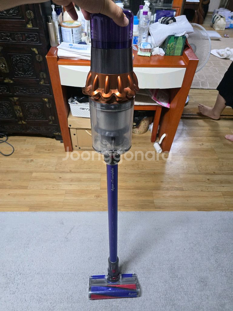 다이슨 V11 컴플리트 진공 청소기--1