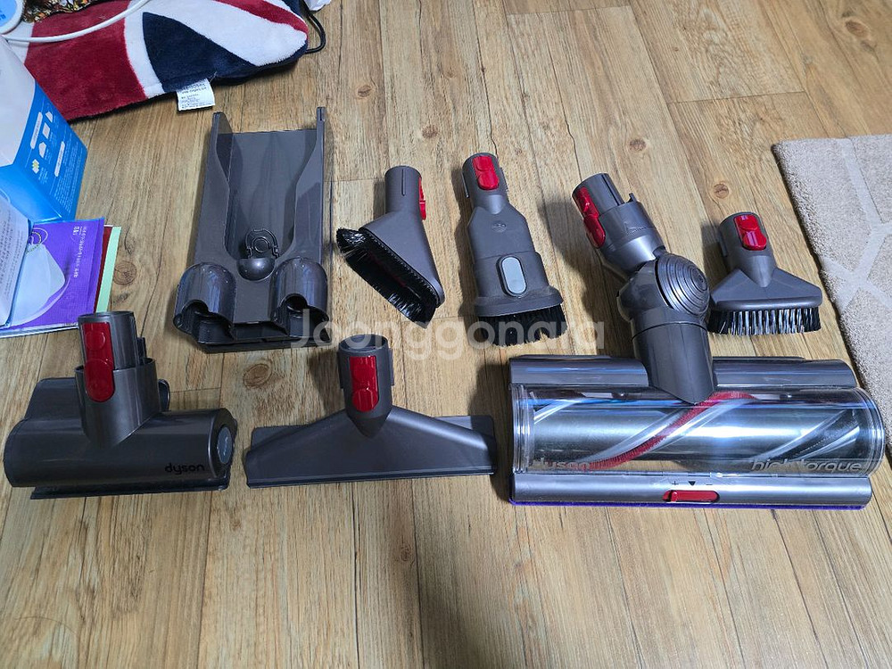 다이슨 V11 컴플리트 진공 청소기--3