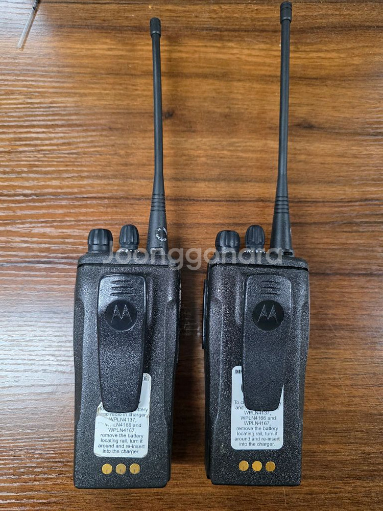 모토로라 XIR P3688 무전기 2세트--2