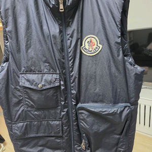 몽클레어moncler bourges 구스다운 패딩조끼
