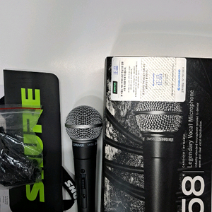 슈어 SM58 마이크
